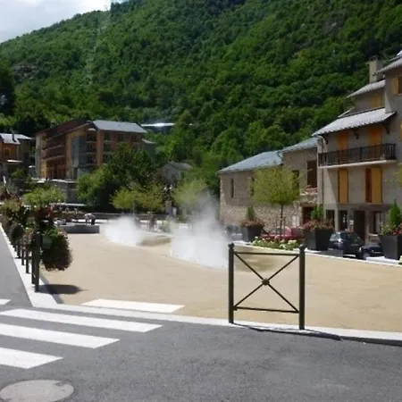Appartement Ax-les-thermes, 3 Pieces, 5 Personnes - Fr-1-116-86 Ax-les-Thermes